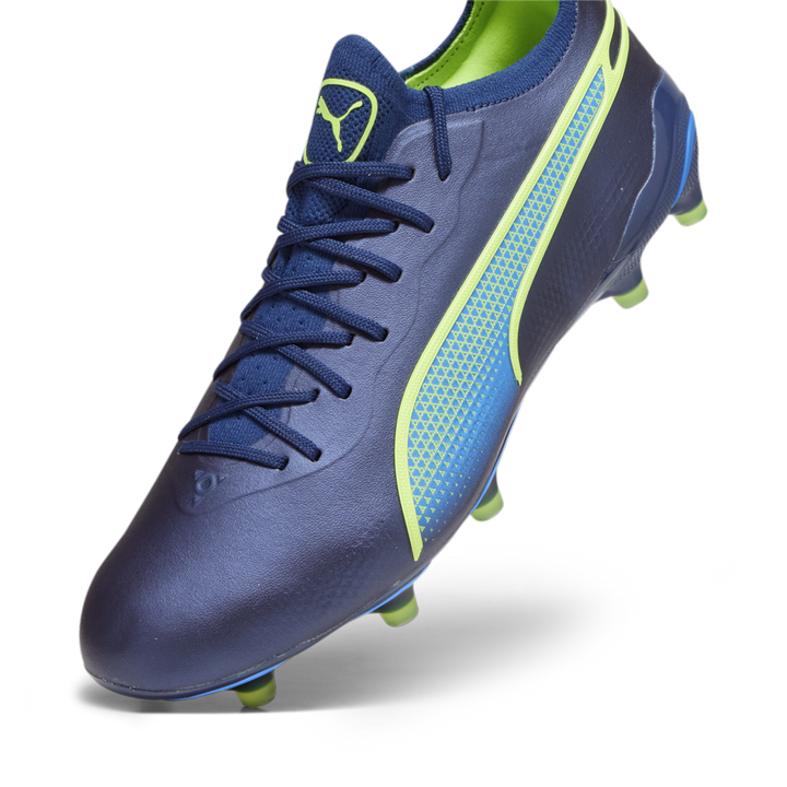 PUMA King Ultimate FG/AG Football Boot