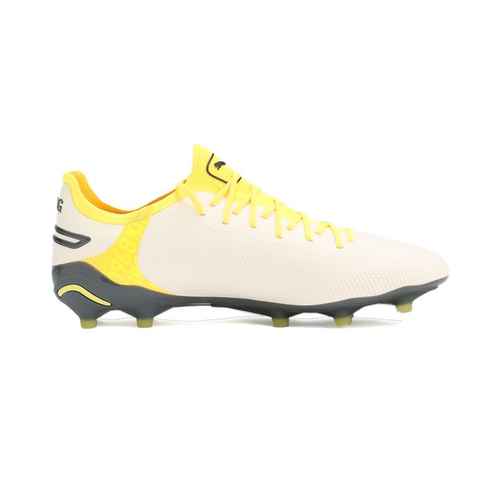 PUMA King Ultimate FG/AG Football Boots