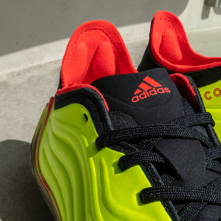 Botas de fútbol para terreno firme adidas Copa Sense 1 FG Amarillo/Rojo/Negro