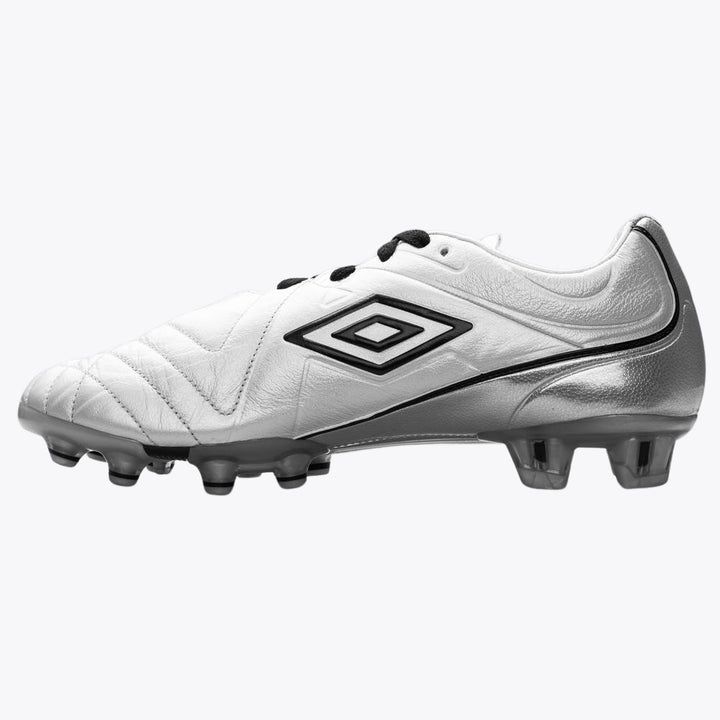 Umbro Speciali Pro 4 HG Hard Ground Football Boots White/Silver